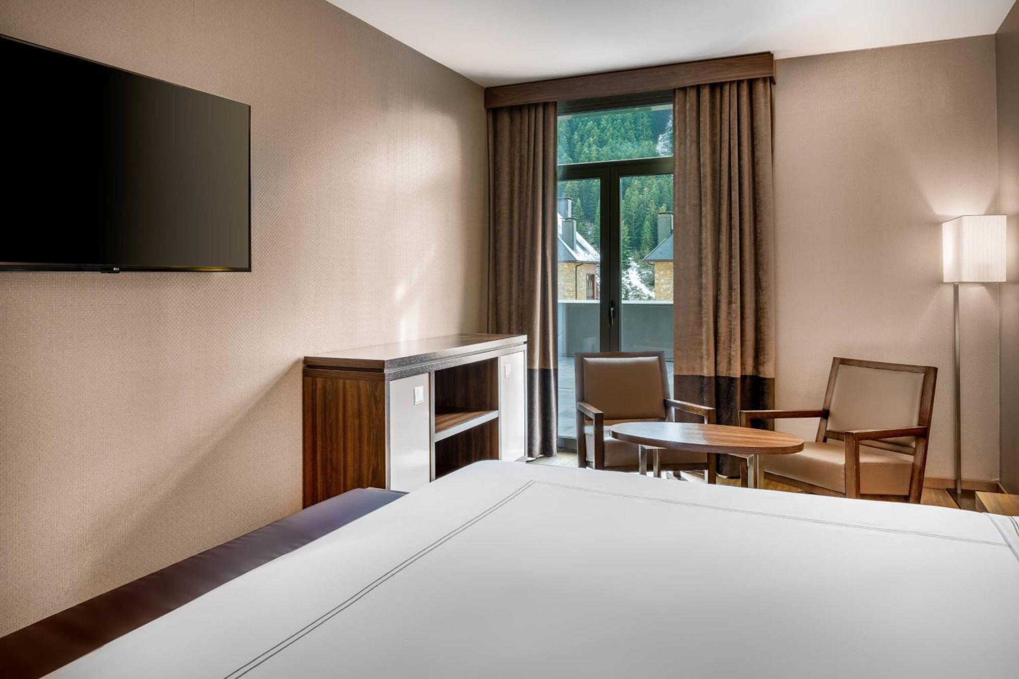 Hotel Ac Baqueira Ski Resort, Autograph Collection Baqueira Beret Buitenkant foto